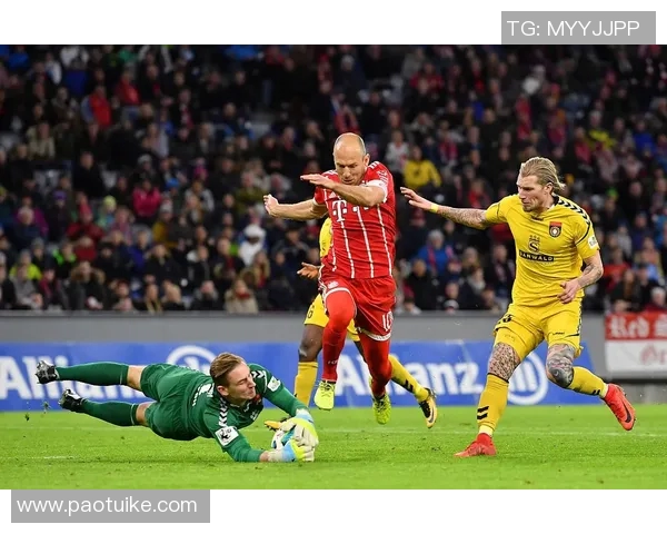 拜仁慕尼黑大胜法兰克福,展现德甲冠军实力 拜仁慕尼黑大胜法兰克福,展现德甲冠军实力