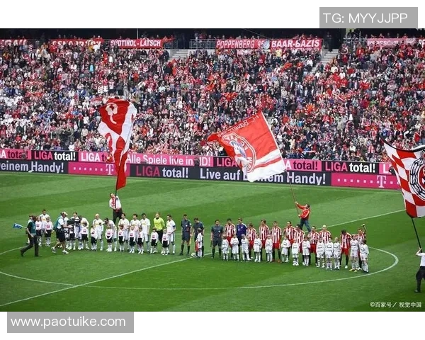 拜仁慕尼黑客场失利,遭遇背水一战巨大挑战 拜仁慕尼黑客场失利,遭遇背水一战巨大挑战