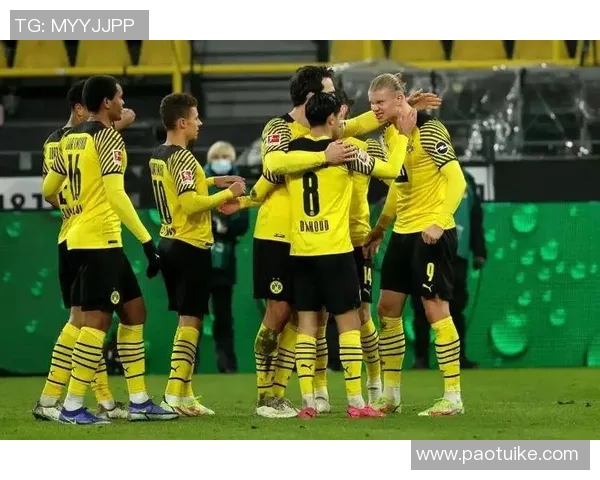 拜仁慕尼黑击败多特蒙德,德甲积分榜领先优势扩大 拜仁慕尼黑击败多特蒙德,德甲积分榜领先优势扩大