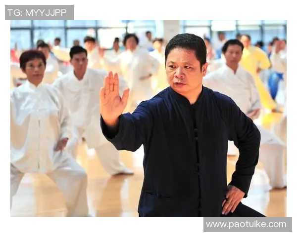 城市太极拳的魅力与传承探索在现代生活中的身心平衡之道 城市太极拳的魅力与传承探索在现代生活中的身心平衡之道