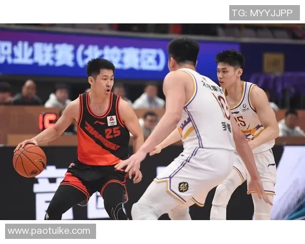 江苏肯帝亚主场惨负新疆队战绩堪忧仍在挣扎