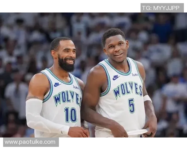 快船逆转勇士,哈雷尔末节发威:逆境中的英雄崛起 快船逆转勇士,哈雷尔末节发威:逆境中的英雄崛起