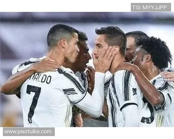 尤文图斯主场狂胜乌迪内斯，C罗神勇助攻梅开二度完美演绎团队合作效能