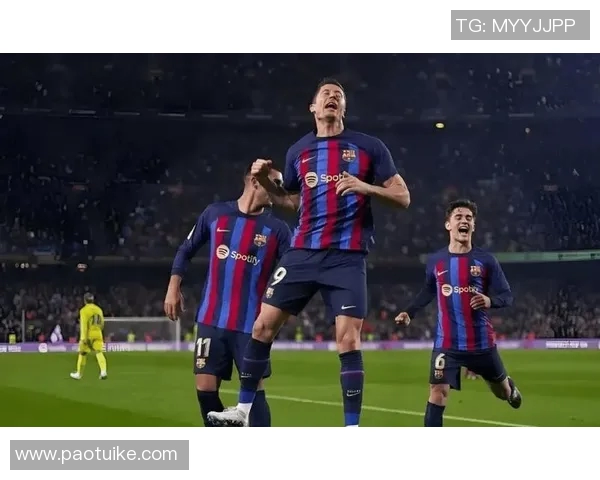 巴塞罗那主场大胜皇家社会，梅西连续两场破门领衔！